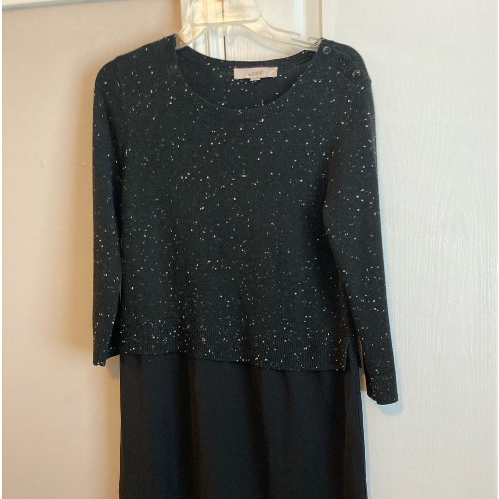 Super cute 3/4 sleeve black dress